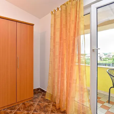 Fuer 3 Personen Ca 30 Qm In Galizana, Istrien Istrische Riviera *