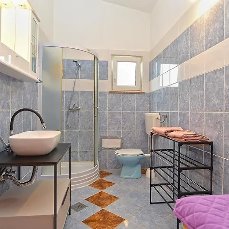 Apartment Fuer 3 Personen Ca 30 Qm In Galizana, Istrien Istrische Riviera Galizana