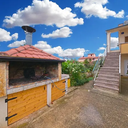 Apartment Fuer 3 Personen Ca 30 Qm In Galizana, Istrien Istrische Riviera Galizana