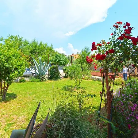 Fuer 3 Personen Ca 30 Qm In Galizana, Istrien Istrische Riviera *